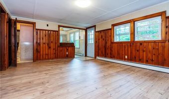 3442 Flat River Rd, Coventry, RI 02816