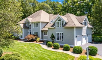 35 Foothills Dr, Avon, CT 06001