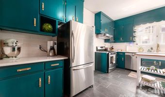 9 Colonial Pl, Asheville, NC 28804