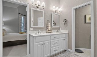 4003 Rive Ln, Addison, TX 75001