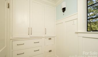 72 Windsor Rd, Asheville, NC 28804