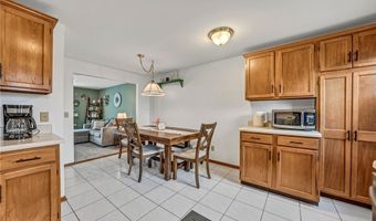 553 Burroughs Dr, Amherst, NY 14226