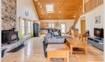 89 Meadow Ln, Campton, NH 03223