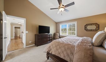 23855 W Sarah Ct, Antioch, IL 60002