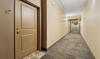 400 N RICHMOND St 323, Appleton, WI 54911