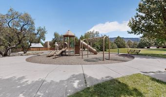 7409 Palomas Park Ave NE, Albuquerque, NM 87109