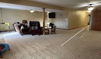 105 Linden Ln, Albia, IA 52531