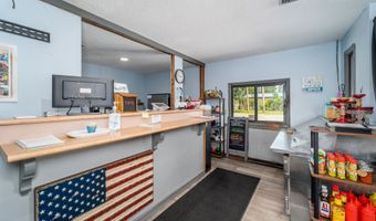 804 S Dixon, Alma, GA 31510