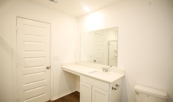 1604 Rambling Brook Dr, Benton, AR 72015