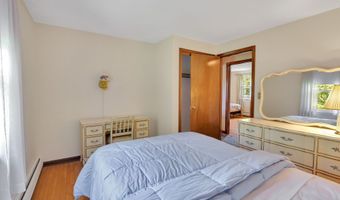 197 Hummingbird Dr, Berlin, CT 06037