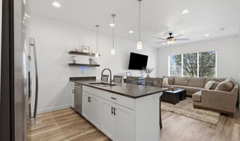 15191 S REINS Way, Bluffdale, UT 84065