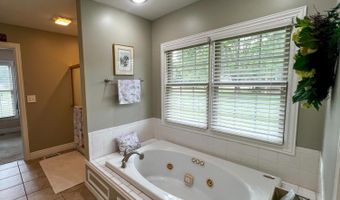 280 Arlington Dr, Batesville, IN 47006