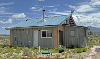 620 Tune Dr, Arroyo Hondo, NM 87513