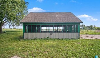 47256 SD Hwy 46, Beresford, SD 57004