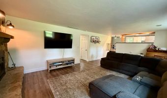 61 Westbrook Dr, Batesville, IN 47006