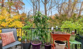 10607 MONTROSE Ave M-202, Bethesda, MD 20814