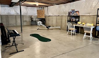 4205 Hunt Club Pkwy, Bargersville, IN 46106