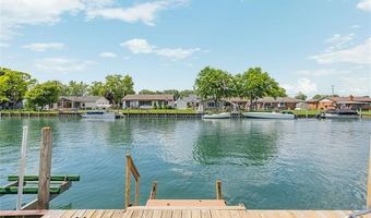 7236 Bluebill St, Algonac, MI 48001