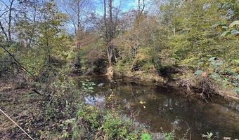 827 Wolf Creek Ln, Appomattox, VA 24522