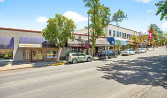 25 N Main St B, Ashland, OR 97520