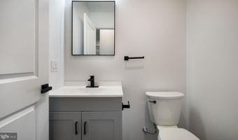 1825 CALLOWHILL St 102, Philadelphia, PA 19130