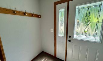 1005 3rd St, Britton, SD 57430