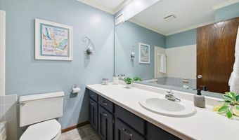 15873 Hayes Trail Ct, Apple Valley, MN 55124