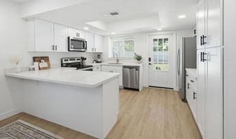 540 W Myrna Ln, Chandler, AZ 85225