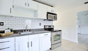 131 WIGGINS Ave, Avon Park, FL 33825