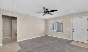 4853 Colony Dr, Camarillo, CA 93012