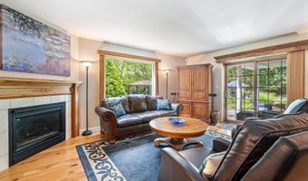 14 Teaberry Ln, Bass River, NJ 08087