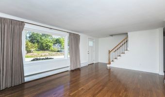 64 Princeton Ave, Andover, MA 01810