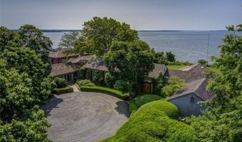 69 Nayatt Rd, Barrington, RI 02806