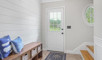 87 Rosewell Rd, Bedford, NH 03110