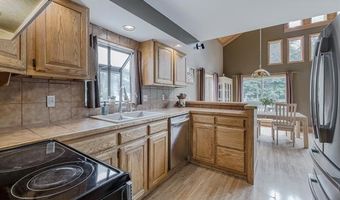 9038 Lahring Rd, Argentine, MI 48436