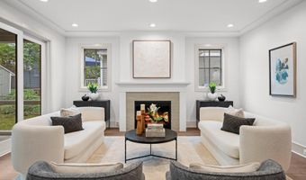 2133 N OAKLAND St, Arlington, VA 22207