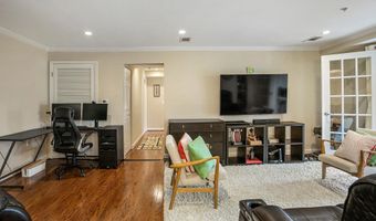 4193 S FOUR MILE RUN Dr 202, Arlington, VA 22204