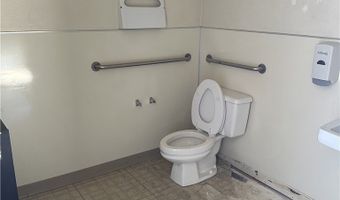 21065 Bear Valley Road 21065, Apple Valley, CA 92308