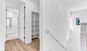 7636 Acama St, San Diego, CA 92126