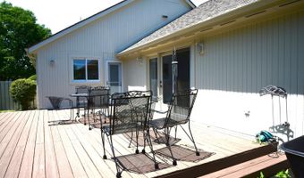 15 Ash Hill Ct, Batesville, IN 47006
