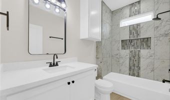 1027 Broken Arrow Dr, Alamo, TX 78516