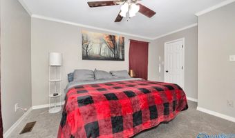 404 Cloverleaf Dr, Athens, AL 35611