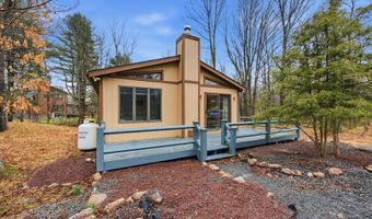 391 Towamensing Trl, Albrightsville, PA 18210