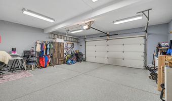 8448 Seattle Slew Ln, Indianapolis, IN 46217