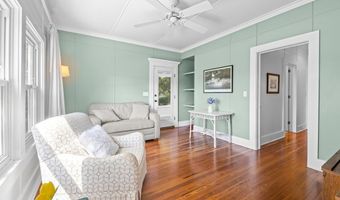 145 Bay Ave, Apalachicola, FL 32320