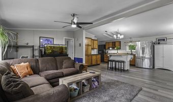 45 Concord St, Belmont, NH 03220
