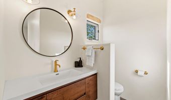206 Hondo Seco Rd, Arroyo Seco, NM 87514