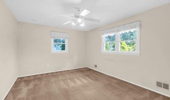 316 Seaman Ave, Beachwood, NJ 08722