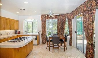823 S Parkglen Pl, Anaheim, CA 92808