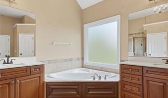 2440 Saxony Trce, Alpharetta, GA 30005